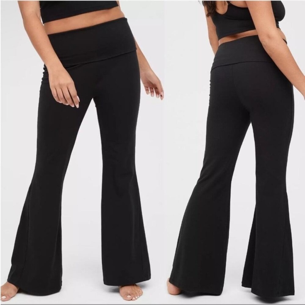 NWT Aerie Boot Cut Super Flare Cotton Pants Size S🖤❤️